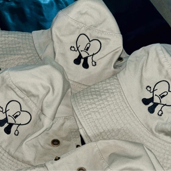 Bad bunny bucket merch with string - Picture 1 of 2